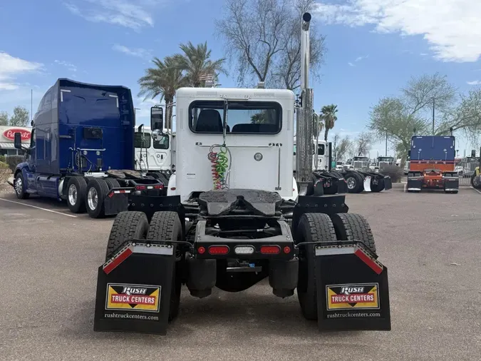 2019 Peterbilt 337