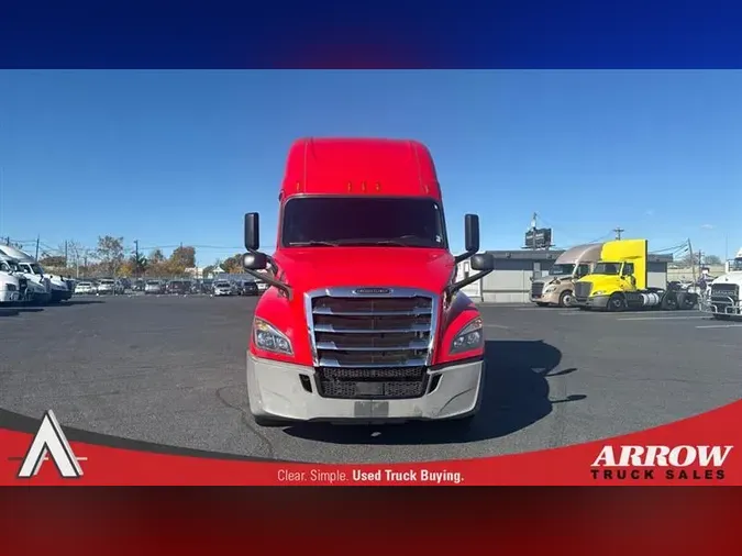 2020 FREIGHTLINER CASCADEVO1