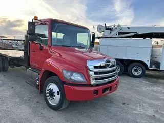 2019 HINO 268