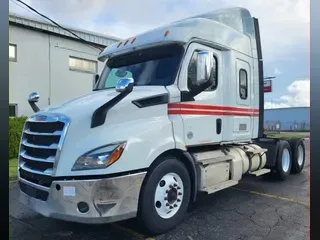 2020 FREIGHTLINER/MERCEDES NEW CASCADIA 116