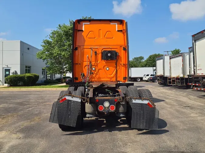 2019 FREIGHTLINER NEW CASCADIA PX12664