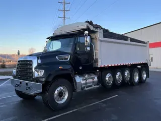 2019 Freightliner 114SD