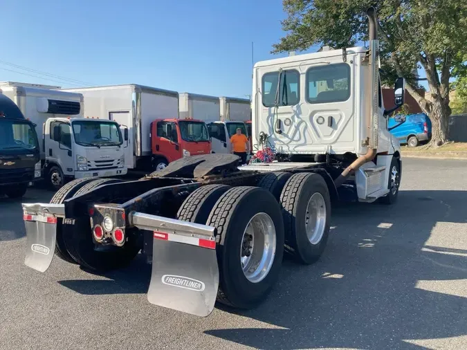 2020 FREIGHTLINER NEW CASCADIA PX12664