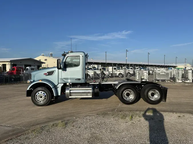 2022 Peterbilt 567