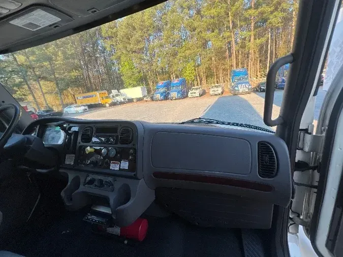 2019 Freightliner M2