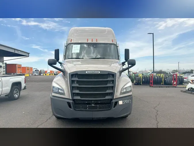 2023 Freightliner Cascadia