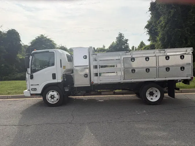 2024 Isuzu NPR-HD