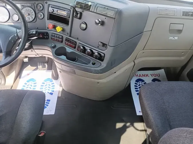 2017 FREIGHTLINER CASCADIA 113