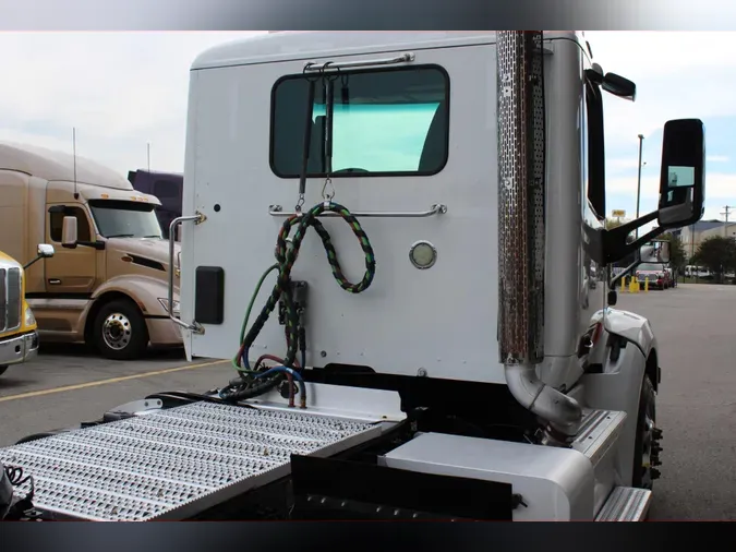 2020 Peterbilt 579