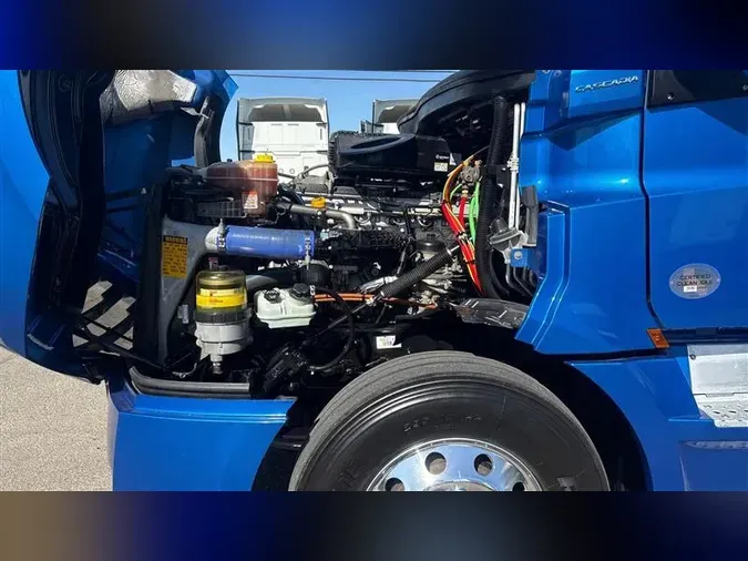 2022 FREIGHTLINER CA1268e20193e8b88e1e5e20e3e7ace1afa40