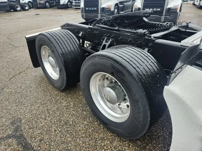 2021 PETERBILT 579