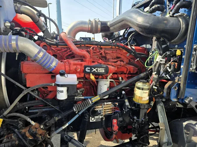 2024 Peterbilt 389