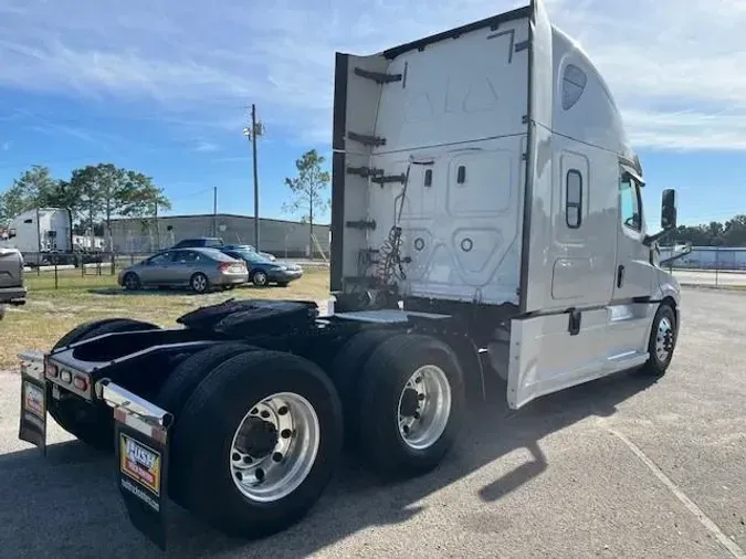 2019 Freightliner Cascadia