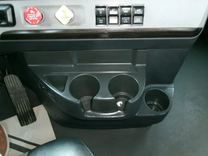 2022 Freightliner Cascadia8e26257d12c3e45d9c784d1ccbc8e010