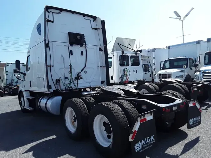 2019 FREIGHTLINER CASCADIA
