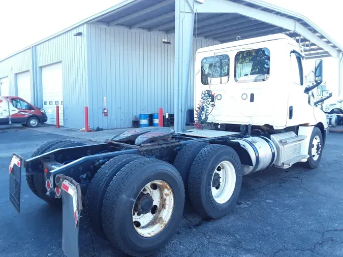 2021 FREIGHTLINER/MERCEDES NEW CASCADIA PX12664