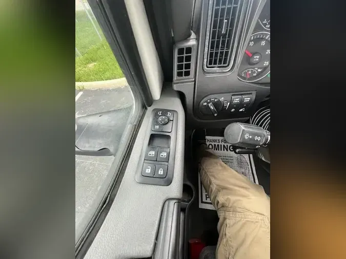 2020 International LT625