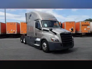 2023 Freightliner Cascadia 126