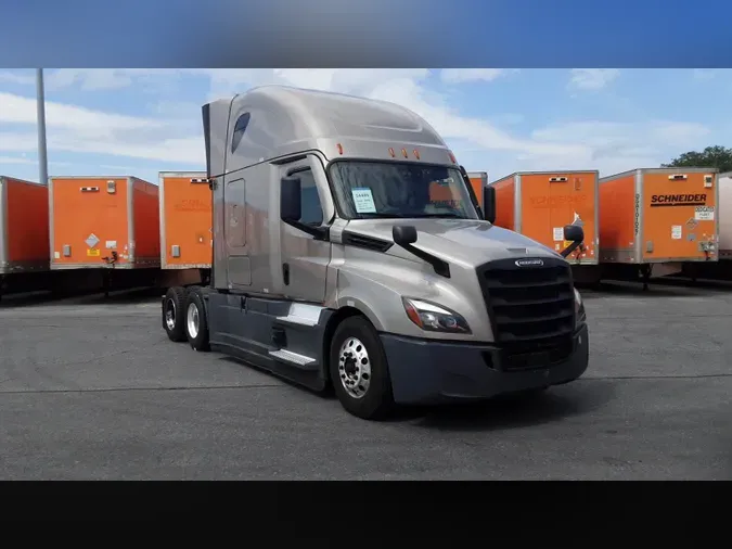 2023 Freightliner Cascadia 1268e2c30b108dce141370f3fc708649261