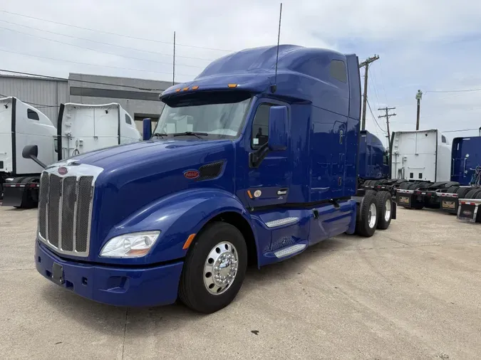 2022 Peterbilt 579