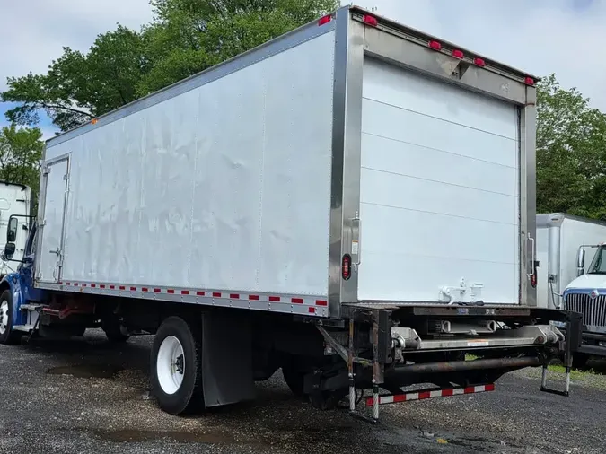 2018 FREIGHTLINER M2 106