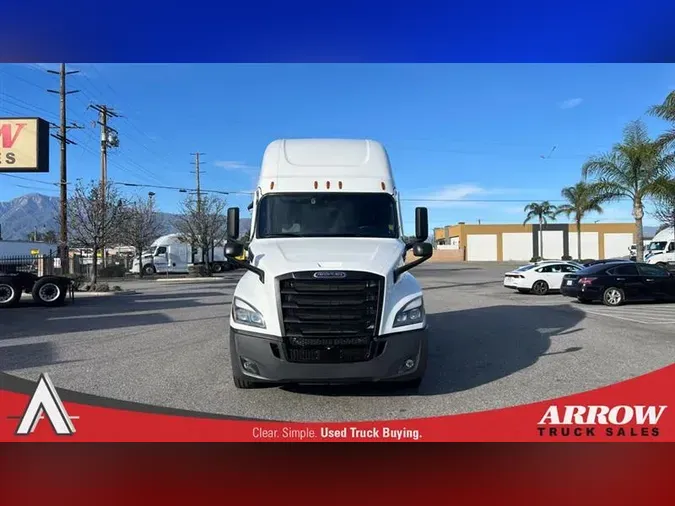 2022 FREIGHTLINER CA126