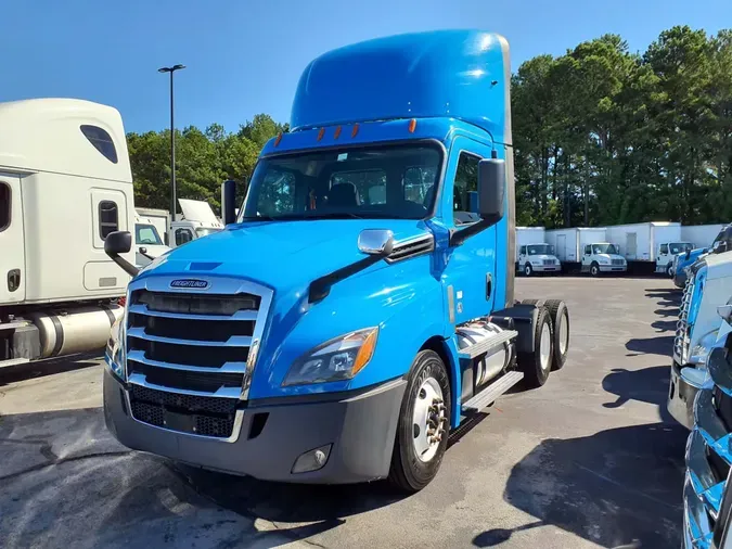 2019 FREIGHTLINER NEW CASCADIA PX12664
