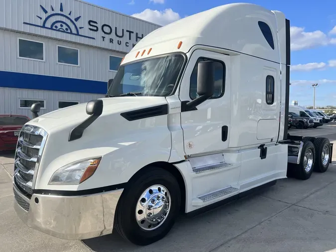 2020 Freightliner Cascadia 1268e360bb0b5b54295a4ca6aa04ed93b0a