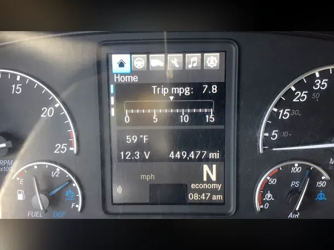 2021 Freightliner Cascadia 126