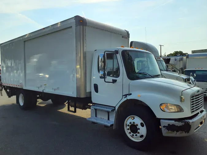 2017 FREIGHTLINER/MERCEDES M2 106