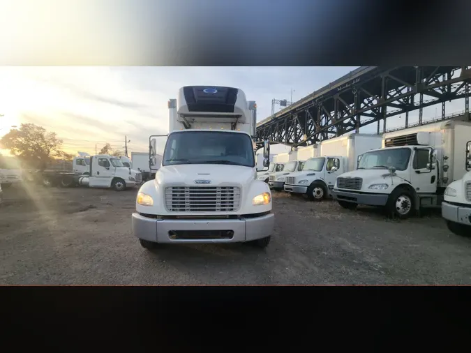 2016 FREIGHTLINER/MERCEDES M2 106