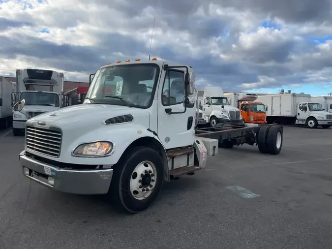 2017 FREIGHTLINER/MERCEDES M2 1068e4191fb4c5a6cd90e3a7b95807ae384