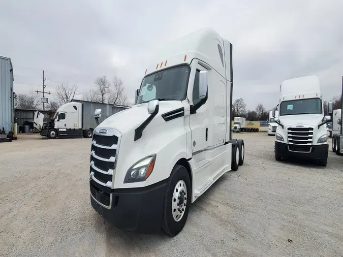 2023 FREIGHTLINER CASCADIA 126