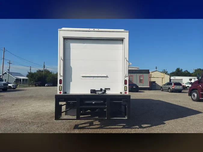 2014 FREIGHTLINER/MERCEDES M2 106