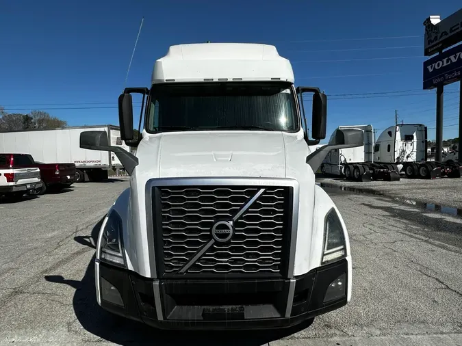 2019 Volvo VNL64T760