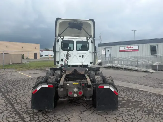 2019 FREIGHTLINER/MERCEDES CASCADIA 1258e4cec0adf6480fe4b1ef71aa9e7d83f