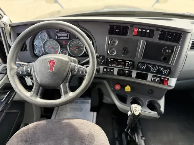 2022 Kenworth T6808e50f42bec3df3ae9b8f6c3742cad9bc