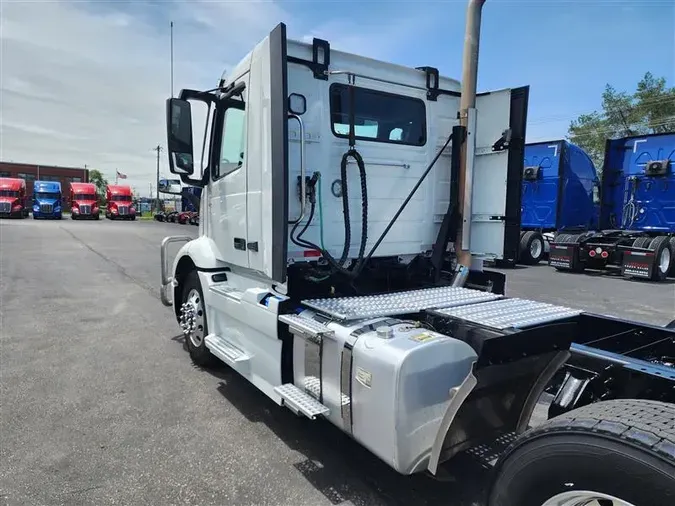 2023 VOLVO VNR64T3008e55a911e751fc136aa161174672453f