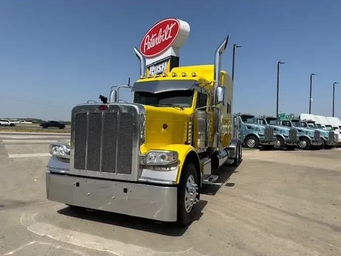 2023 Peterbilt 389