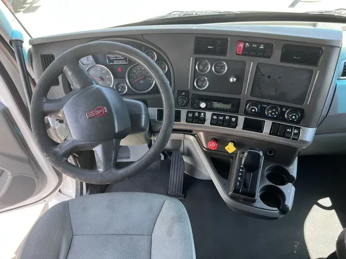 2017 KENWORTH T680