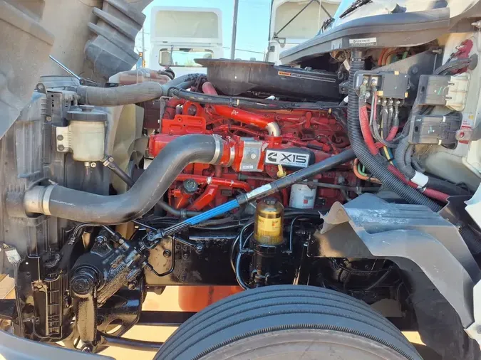 2020 NAVISTAR INTERNATIONAL LT625 SLPR CAB