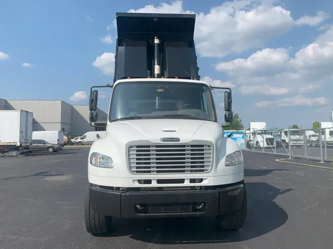 2019 Freightliner Business Class M2 106