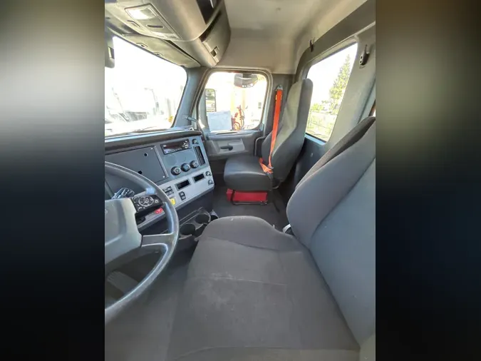 2020 FREIGHTLINER/MERCEDES NEW CASCADIA 116