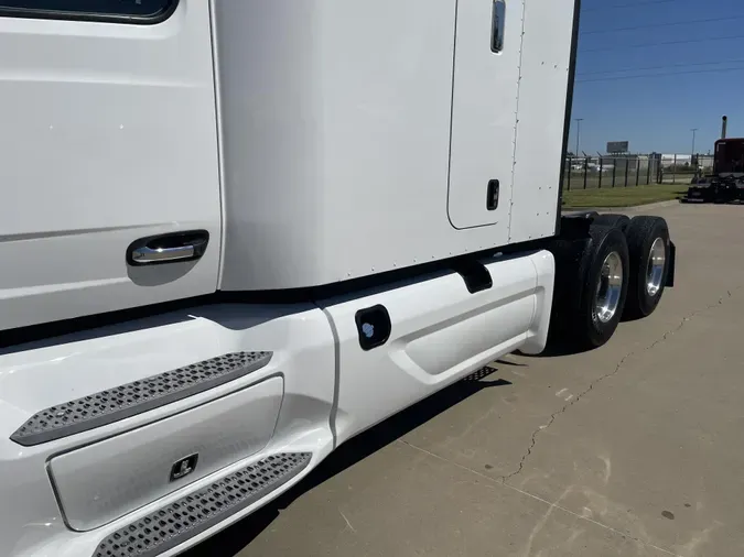 2021 Peterbilt 579