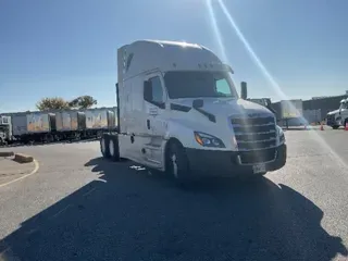 2018 FREIGHTLINER T12664ST