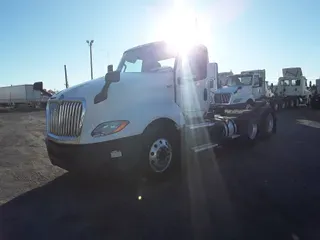 2018 NAVISTAR INTERNATIONAL LT625 DAYCAB T/A