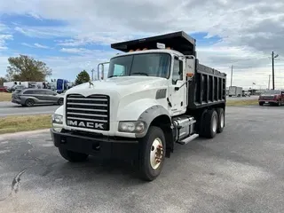 2012 MACK GU713