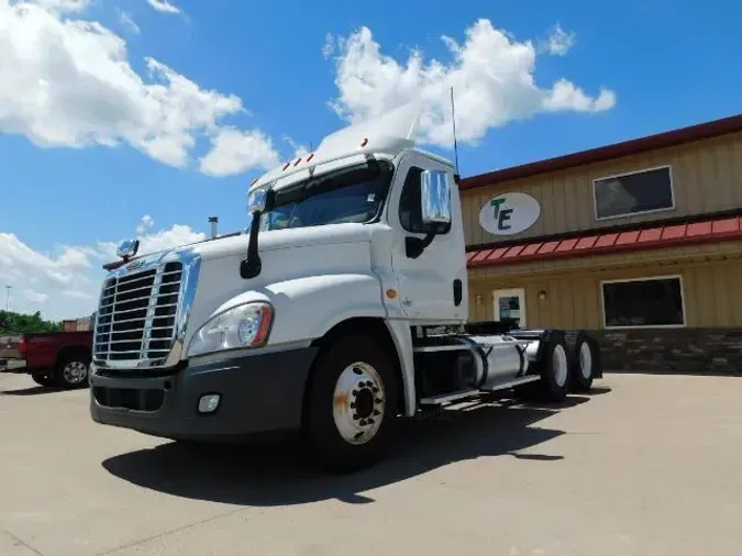 2017 Freightliner Cascadia 125