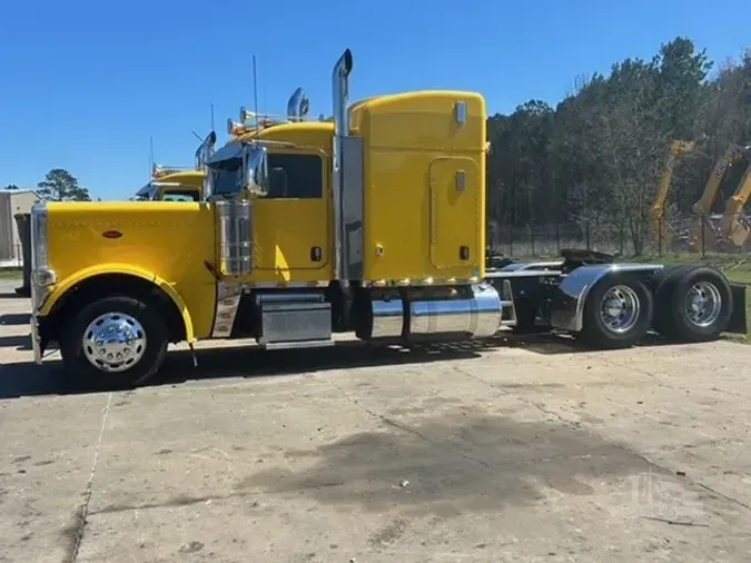 2023 PETERBILT 389