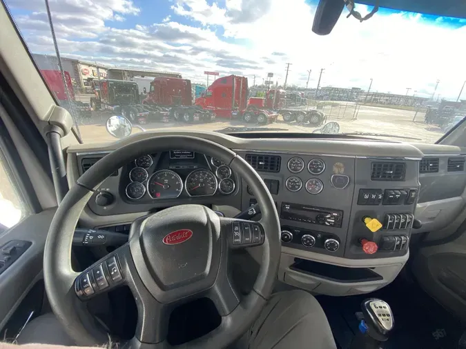 2020 Peterbilt 567
